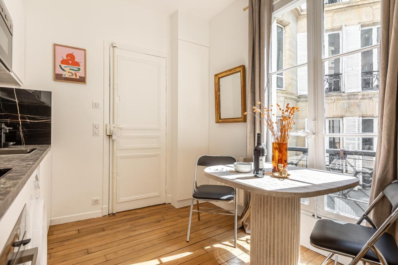 Appartement Sweett - Pavillon Madeleine à Paris Extérieur photo
